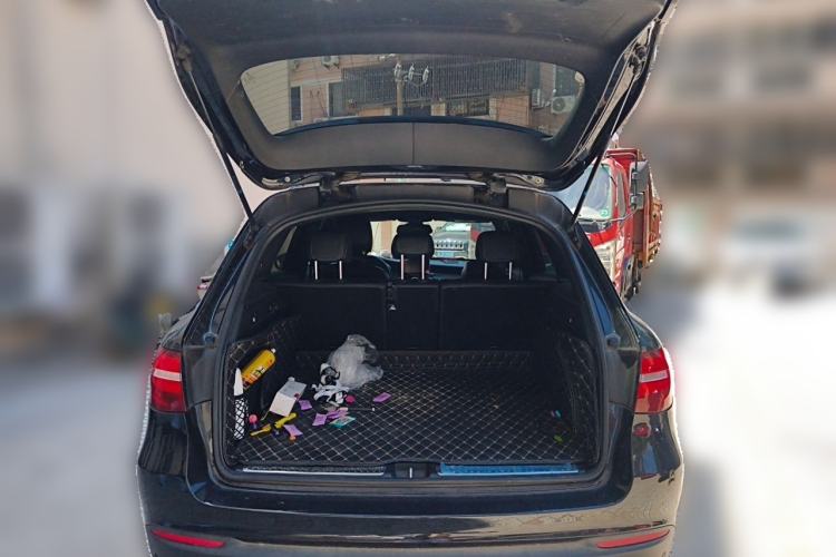 Used Mercedes-Benz GLC 2018 Facelift GLC 200 4MATIC Trunk