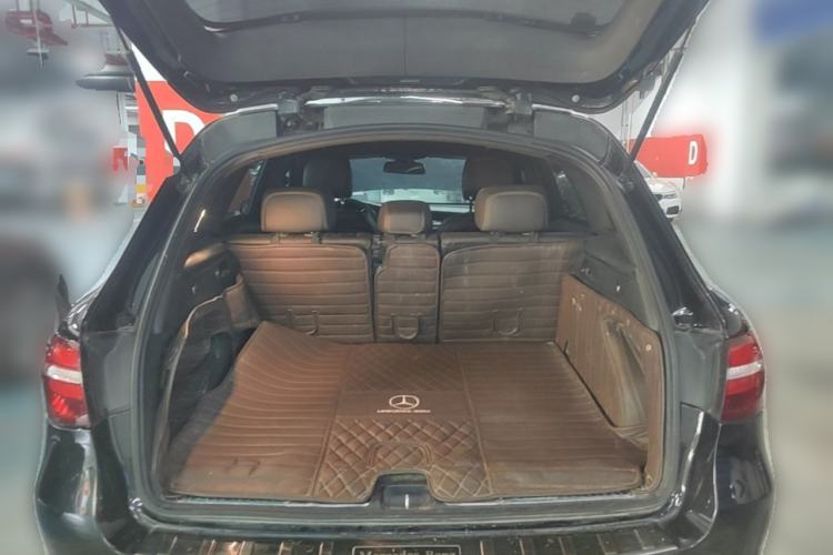 Used Mercedes-Benz GLC 2018 Facelifted GLC 260 4MATIC Dynamic Edition Trunk
