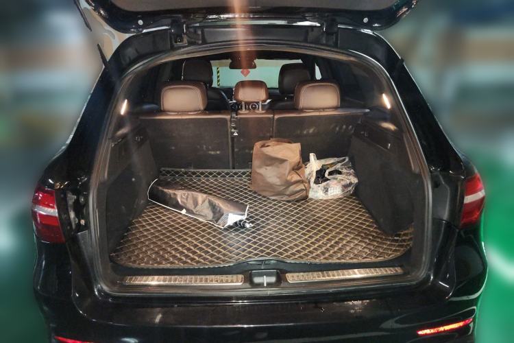 Used Mercedes-Benz GLC 2018 Facelift GLC 260 4MATIC Luxury Edition Trunk