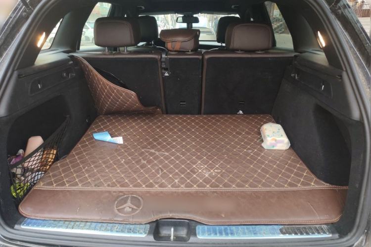 Used Mercedes-Benz GLC 2018 GLC 260 4MATIC Dynamic Edition Trunk