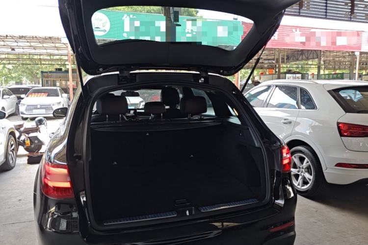 Used Mercedes-Benz GLC 2018 Facelifted GLC 260 4MATIC Dynamic Edition Trunk