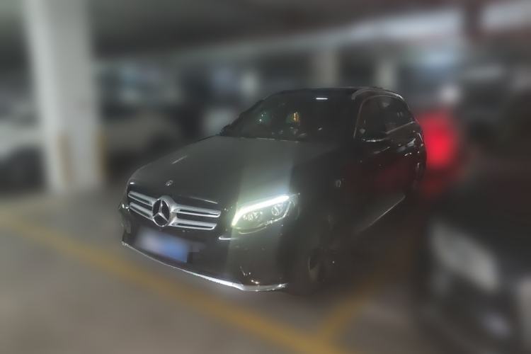 Used Mercedes-Benz GLC 2018 GLC 300 4MATIC Sport Edition Guazi used car, China used car export, Used car for sale, Used cars, Cheapest cars for sale
