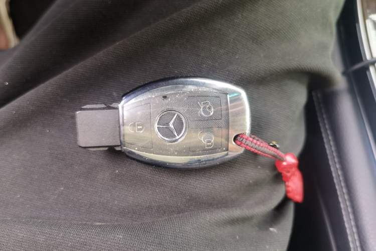 Used Mercedes-Benz GLC 2018 GLC 260 4MATIC Dynamic Edition Vehicle Key
