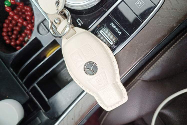 Used Mercedes-Benz GLC 2018 GLC 300 4MATIC Sport Edition Vehicle Key