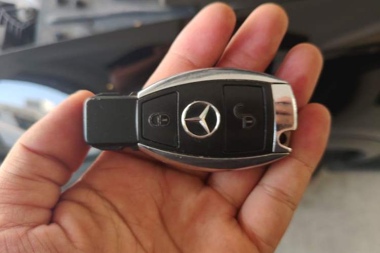 Used Mercedes-Benz GLC 2018 GLC 200 4MATIC Vehicle Key