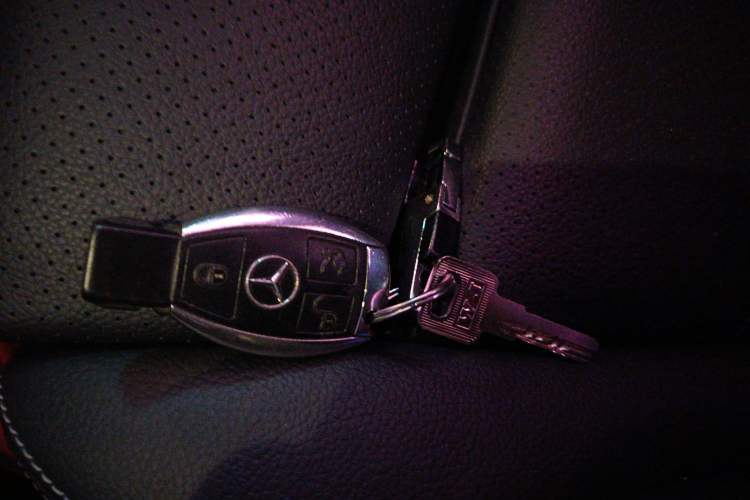 Used Mercedes-Benz GLC 2018 GLC 260 4MATIC Luxury Model Vehicle Key