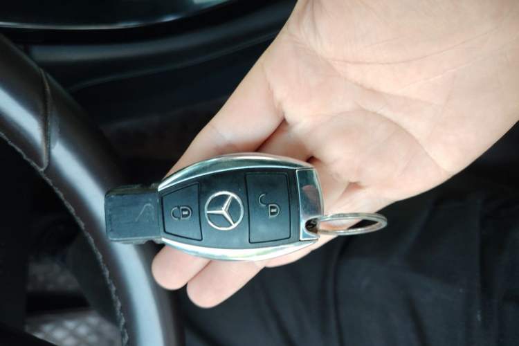 Used Mercedes-Benz GLC 2018 GLC 200 4MATIC Vehicle Key