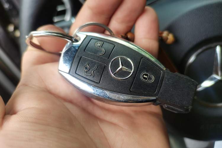 Used Mercedes-Benz GLC 2018 GLC 260 4MATIC Dynamic Edition Vehicle Key