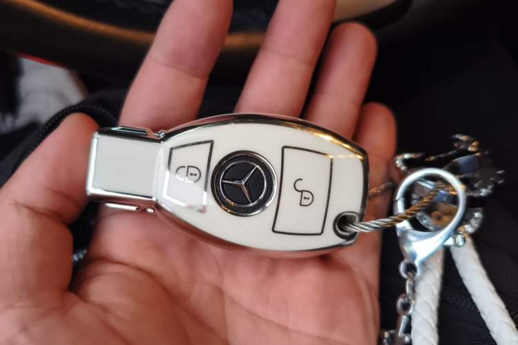 Used Mercedes-Benz GLC 2018 Facelift GLC 200 4MATIC Vehicle Key