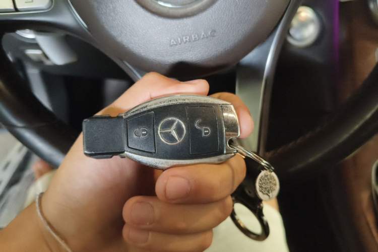 Used Mercedes-Benz GLC 2018 Facelift GLC 200 4MATIC Vehicle Key
