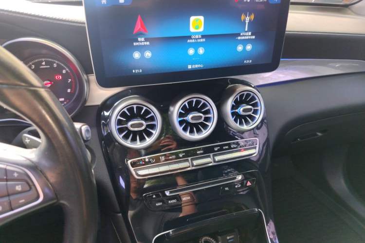 Used Mercedes-Benz GLC 2018 GLC 200 4MATIC Audio And AC Panel