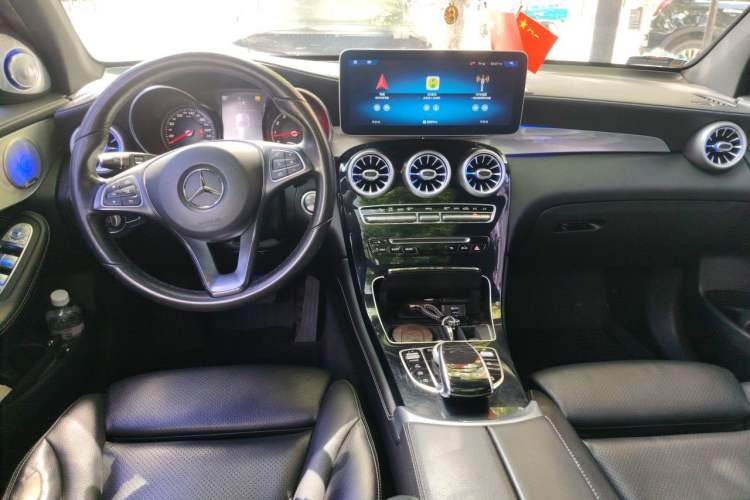 Used Mercedes-Benz GLC 2018 GLC 200 4MATIC Center Console