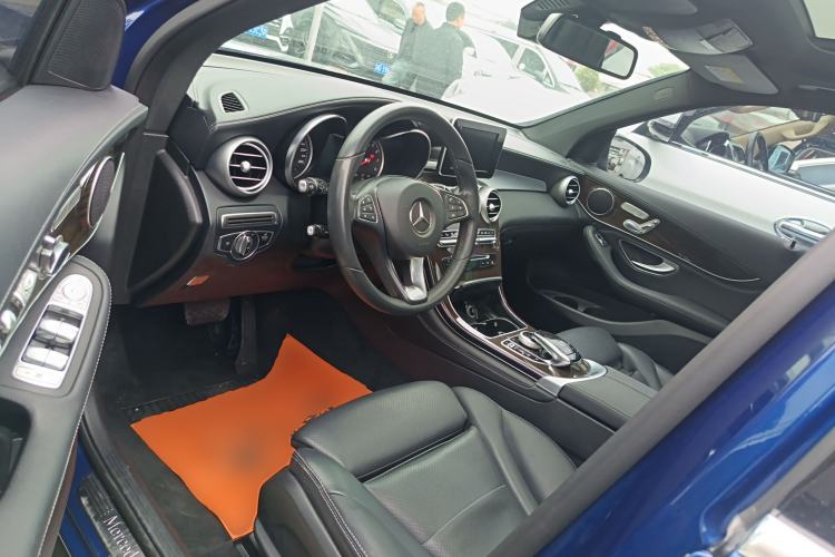 Used Mercedes-Benz GLC 2018 Facelifted GLC 260 4MATIC Dynamic Edition Driver Seat