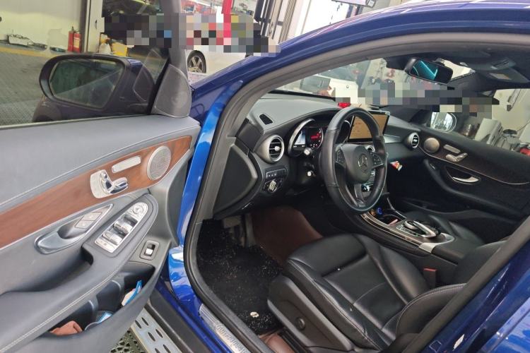 Used Mercedes-Benz GLC 2018 Refreshed GLC 300 4MATIC Dynamic Edition Driver Seat