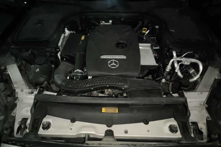 Used Mercedes-Benz GLC 2018 GLC 260 4MATIC Dynamic Edition Engine Bay