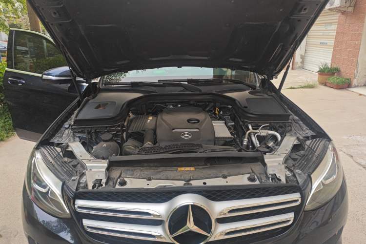 Used Mercedes-Benz GLC 2018 GLC 200 4MATIC Engine Bay