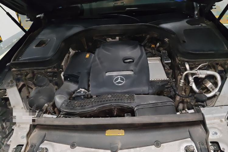 Used Mercedes-Benz GLC 2018 Facelift GLC 260 4MATIC Luxury Edition Engine Bay