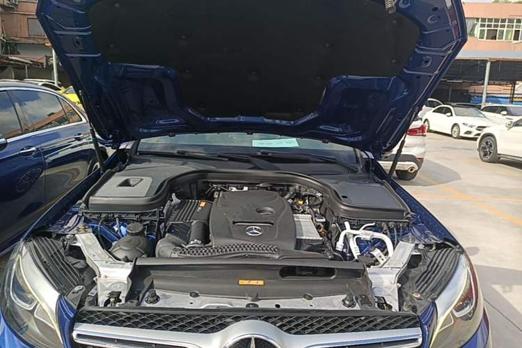 Used Mercedes-Benz GLC 2018 GLC 200 4MATIC Engine Bay
