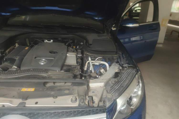 Used Mercedes-Benz GLC 2018 Refreshed GLC 300 4MATIC Dynamic Edition Engine Bay Left