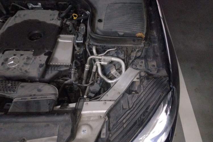 Used Mercedes-Benz GLC 2018 Facelifted GLC 260 4MATIC Dynamic Edition Engine Bay Left