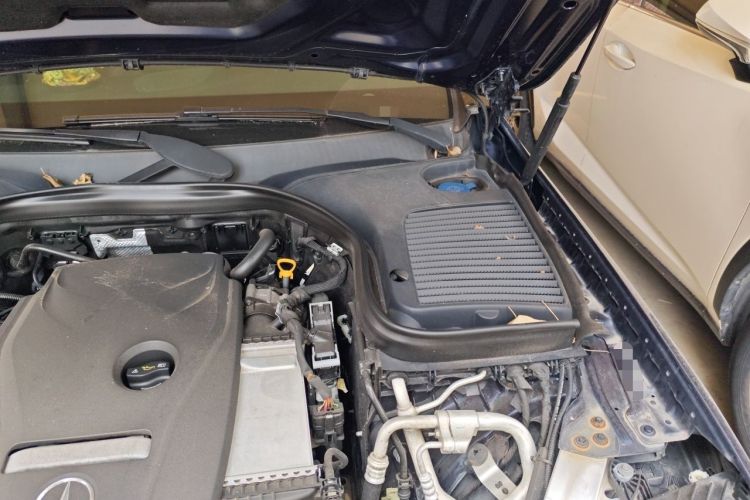 Used Mercedes-Benz GLC 2018 GLC 200 4MATIC Engine Bay Left