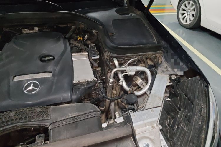Used Mercedes-Benz GLC 2018 Facelift GLC 260 4MATIC Luxury Edition Engine Bay Left