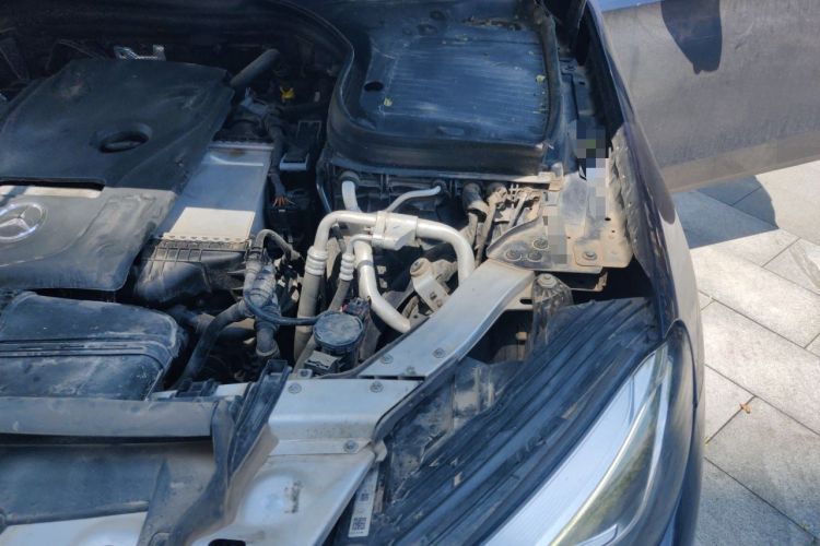 Used Mercedes-Benz GLC 2018 GLC 260 4MATIC Dynamic Edition Engine Bay Left