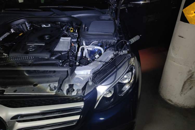Used Mercedes-Benz GLC 2018 GLC 300 4MATIC Sport Edition Engine Bay Left