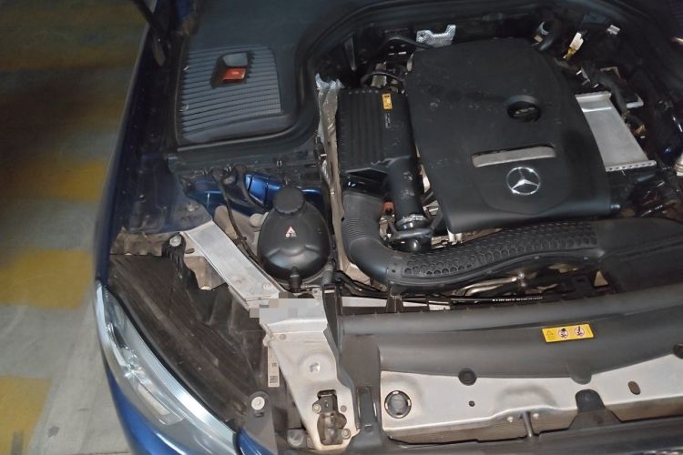 Used Mercedes-Benz GLC 2018 Refreshed GLC 300 4MATIC Dynamic Edition Engine Bay Right