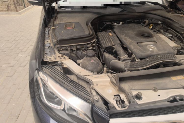 Used Mercedes-Benz GLC 2018 Facelift GLC 260 4MATIC Luxury Edition Engine Bay Right