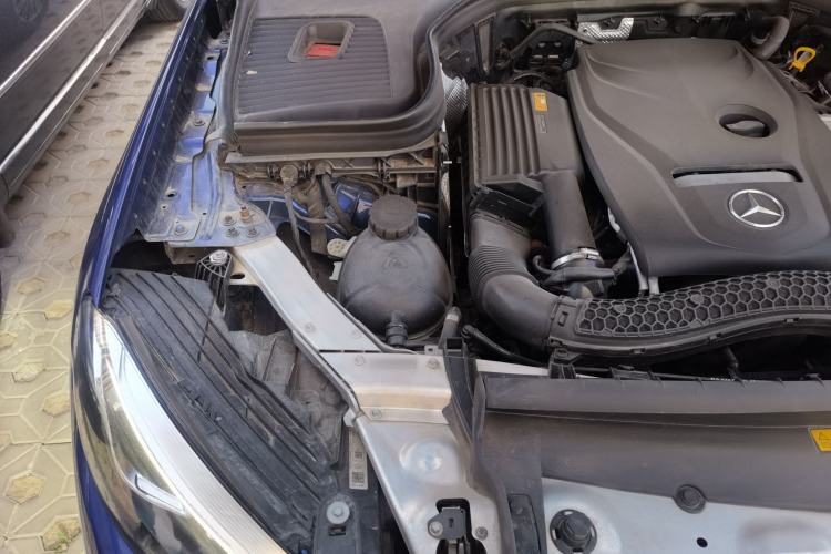 Used Mercedes-Benz GLC 2018 GLC 260 4MATIC Dynamic Edition Engine Bay Right
