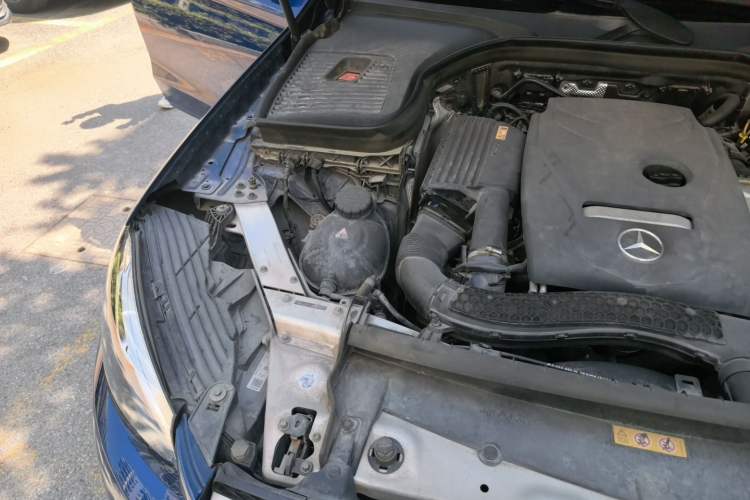 Used Mercedes-Benz GLC 2018 GLC 200 4MATIC Engine Bay Right