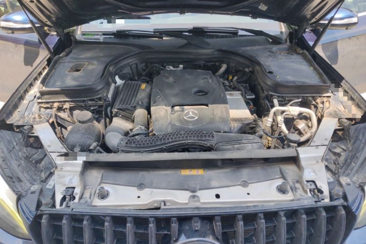 Used Mercedes-Benz GLC 2018 GLC 260 4MATIC Dynamic Edition Engine Bay