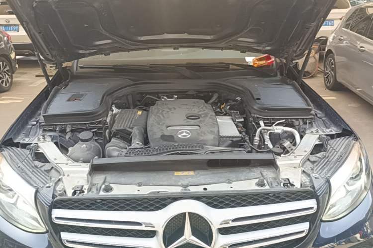 Used Mercedes-Benz GLC 2018 Facelifted GLC 260 4MATIC Dynamic Edition Engine Bay