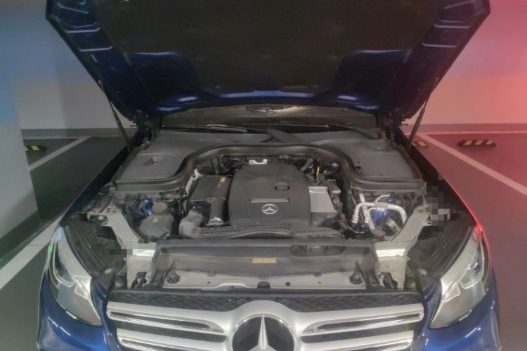 Used Mercedes-Benz GLC 2018 Facelift GLC 260 4MATIC Luxury Edition Engine Bay