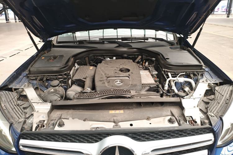 Used Mercedes-Benz GLC 2018 GLC 260 4MATIC Luxury Model Engine Bay