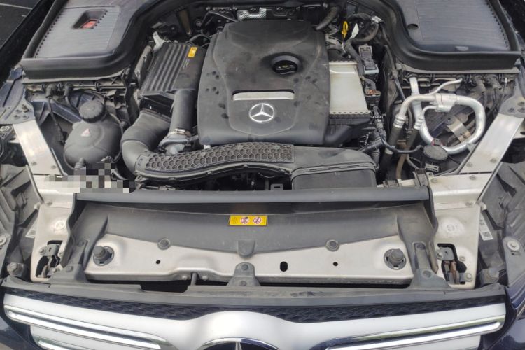 Used Mercedes-Benz GLC 2018 Facelift GLC 260 4MATIC Luxury Edition Engine Bay