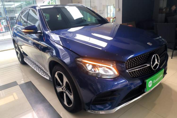 Used Mercedes-Benz GLC 2018 GLC 260 4MATIC Luxury Model Exterior 1