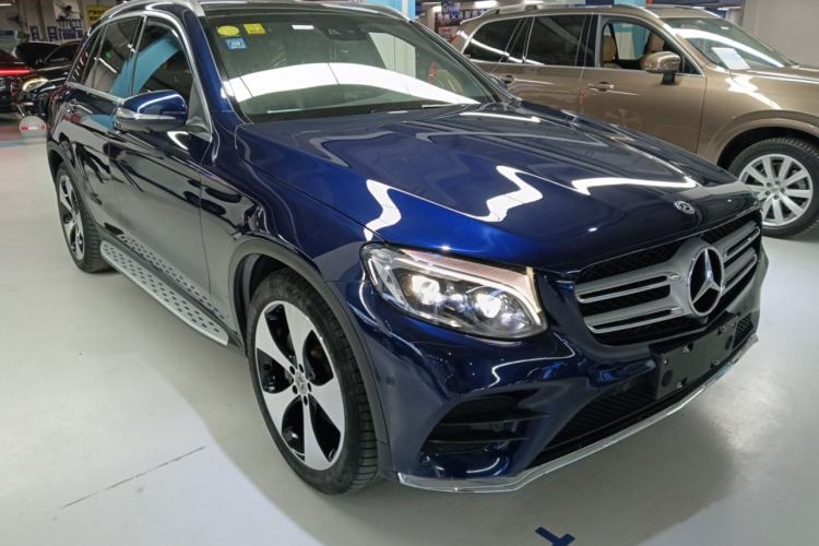 Used Mercedes-Benz GLC 2018 Refreshed GLC 300 4MATIC Dynamic Edition Exterior 1