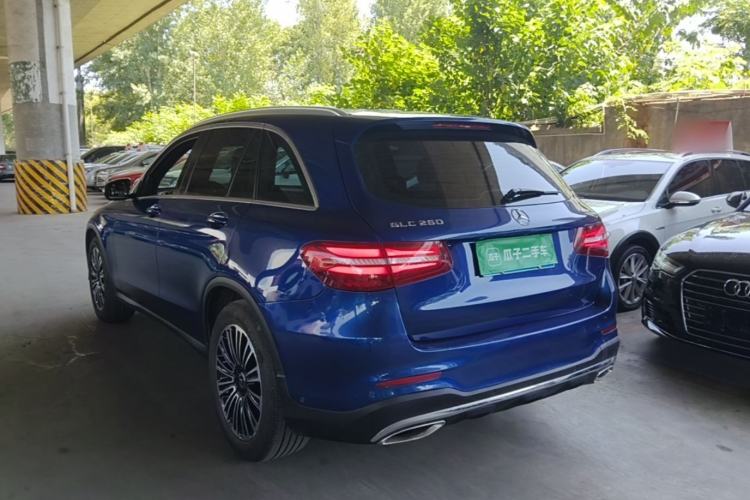 Used Mercedes-Benz GLC 2018 GLC 260 4MATIC Dynamic Edition Exterior 2