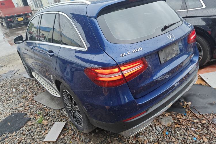 Used Mercedes-Benz GLC 2018 GLC 200 4MATIC Exterior 2