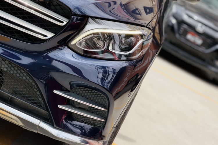 Used Mercedes-Benz GLC 2018 GLC 260 4MATIC Dynamic Edition Exterior 3