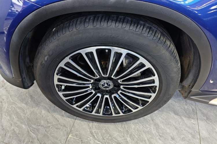 Used Mercedes-Benz GLC 2018 GLC 200 4MATIC Exterior 3