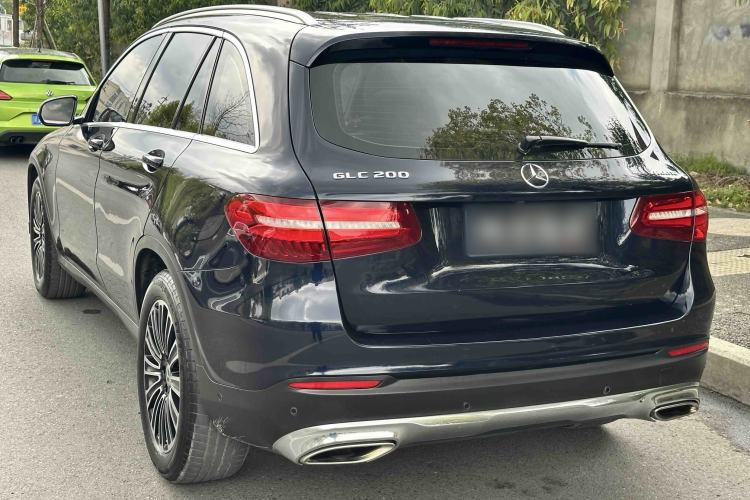 Used Mercedes-Benz GLC 2018 Facelift GLC 200 4MATIC Exterior 6