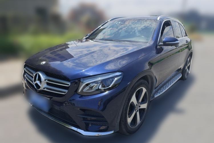 Used Mercedes-Benz GLC 2018 GLC 260 4MATIC Luxury Model Guazi used car, China used car export, Used car for sale, Used Mercedes-Benz cars, Cheapest cars for sale