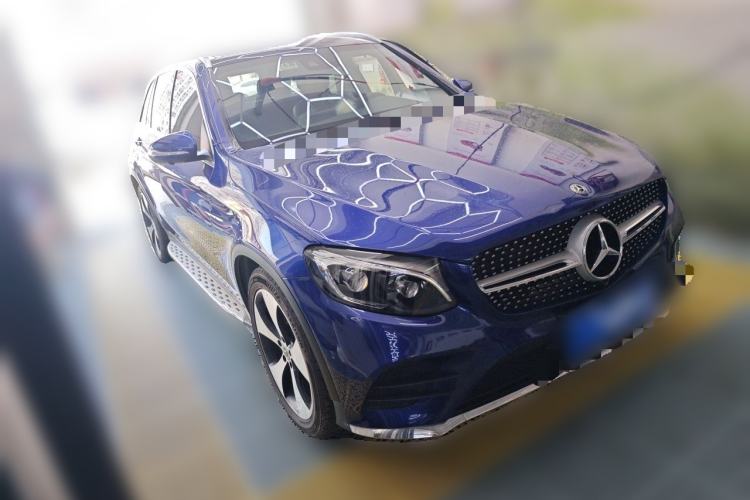Used Mercedes-Benz GLC 2018 Refreshed GLC 300 4MATIC Dynamic Edition Front Right 45 Deg
