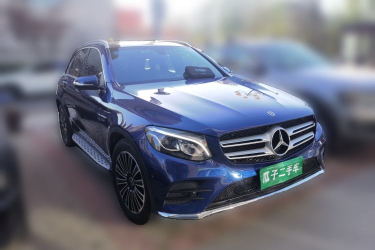 Used Mercedes-Benz GLC 2018 GLC 260 4MATIC Dynamic Edition Front Right 45 Deg
