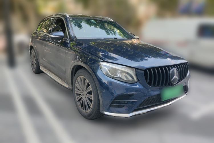 Used Mercedes-Benz GLC 2018 GLC 260 4MATIC Dynamic Edition Front Right 45 Deg