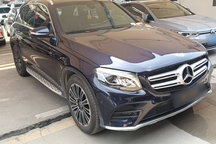Used Mercedes-Benz GLC 2018 Facelifted GLC 260 4MATIC Dynamic Edition Front Right 45 Deg