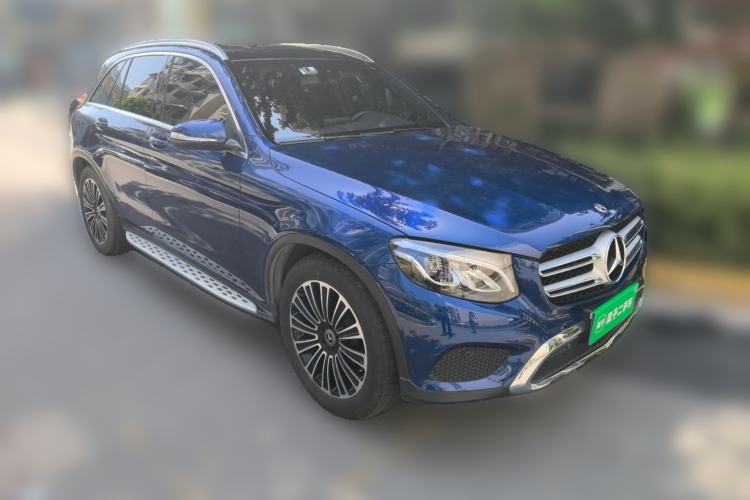 Used Mercedes-Benz GLC 2018 GLC 200 4MATIC Front Right 45 Deg